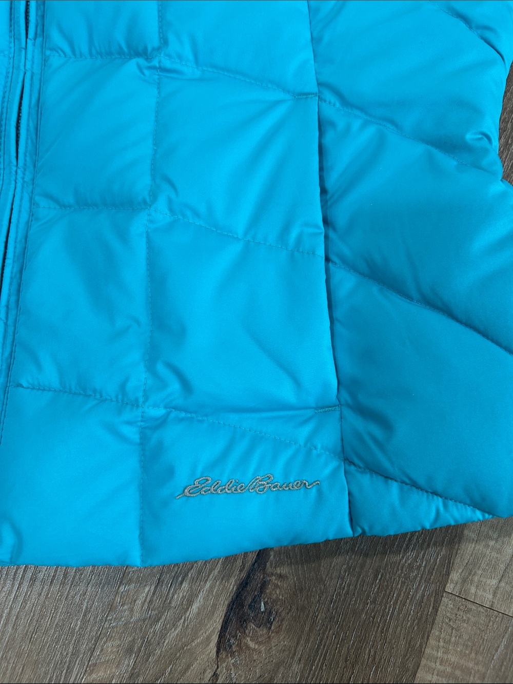 Eddie Bauer Womens Medium Down Puffer Vest EB650 Full Zip Pockets - Picture 2 of 14
